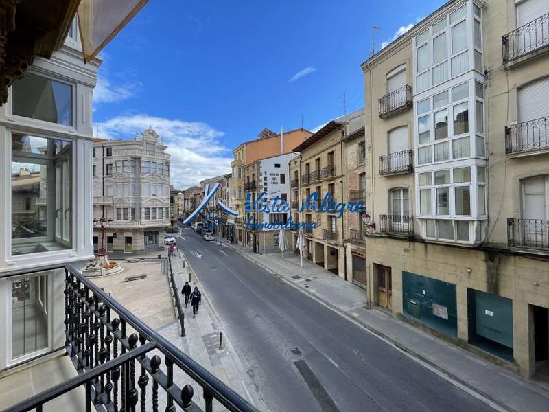 Foto c2328176-7ce7-42f4-a12d-4bd0e76338ac. Apartament a calle lucrecia arana 8 a Haro