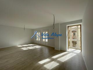 Appartement à Calle lucrecia arana 8. 2717 5323  estrena apartamento en edificio singular en casco his
