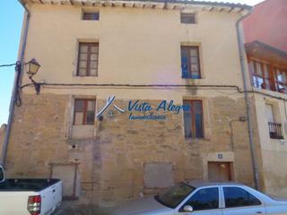 Casa  Plaza doctor palacios. 27195325 casa de pueblo y solar