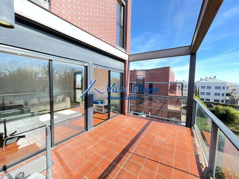 Foto 7a9bd73e-6533-4f14-a01e-2414d9e5b245. Dúplex amb calefacció aparcament piscina a Cirueña