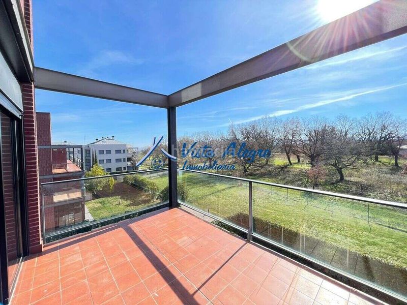 Foto a29221f3-88c1-4404-862f-48dd2ffaa484. Dúplex amb calefacció aparcament piscina a Cirueña