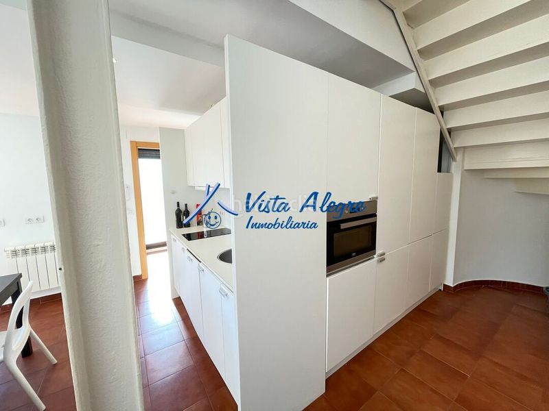 Foto c3f4f47e-0375-418e-8715-40a79eeeef72. Dúplex amb calefacció aparcament piscina a Cirueña