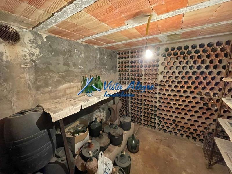 Foto 94b87447-65b8-4d65-b424-cc53085a92bd. Xalet amb calefacció aparcament a Labastida