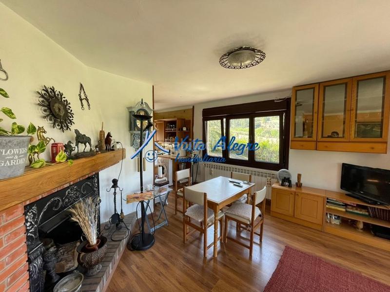 Foto fe2709d6-c68d-4cbd-920e-248377fe97bc. Xalet amb calefacció aparcament a Labastida