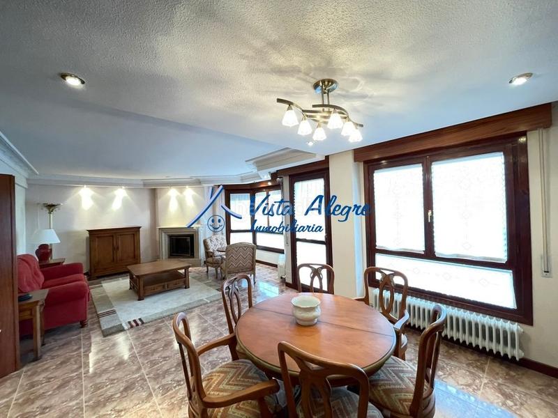 Foto 3d322e23-ad08-4a34-8ec2-61b0b22b4ae3. Maison avec chauffage parking piscine dans Haro