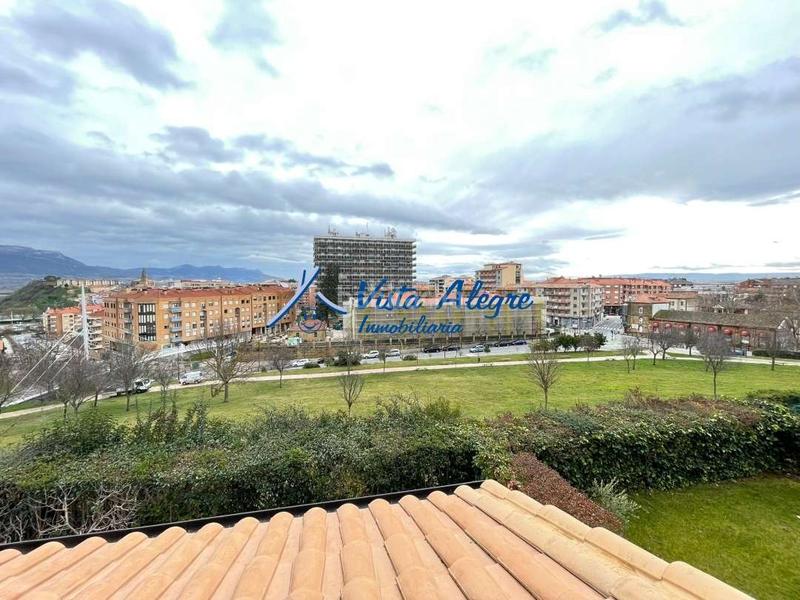 Foto 412d6670-911e-44a8-b9fe-0378fc978932. Maison avec chauffage parking piscine dans Haro