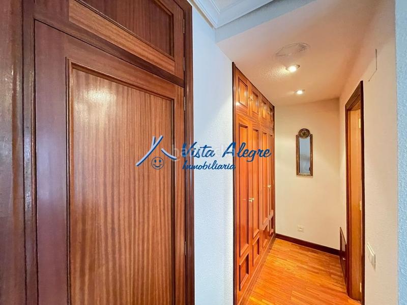 Foto 989de8a0-95a3-4917-8906-2b46e16e8164. Maison avec chauffage parking piscine dans Haro