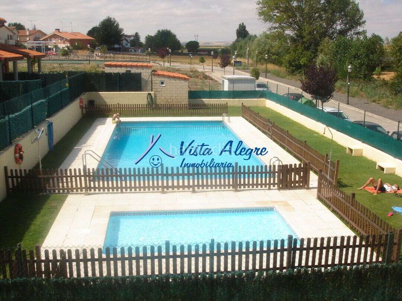 Foto 2a9a41dd-47df-4098-bff8-25245ca971b1. Semi detached house with heating parking pool in Anguciana