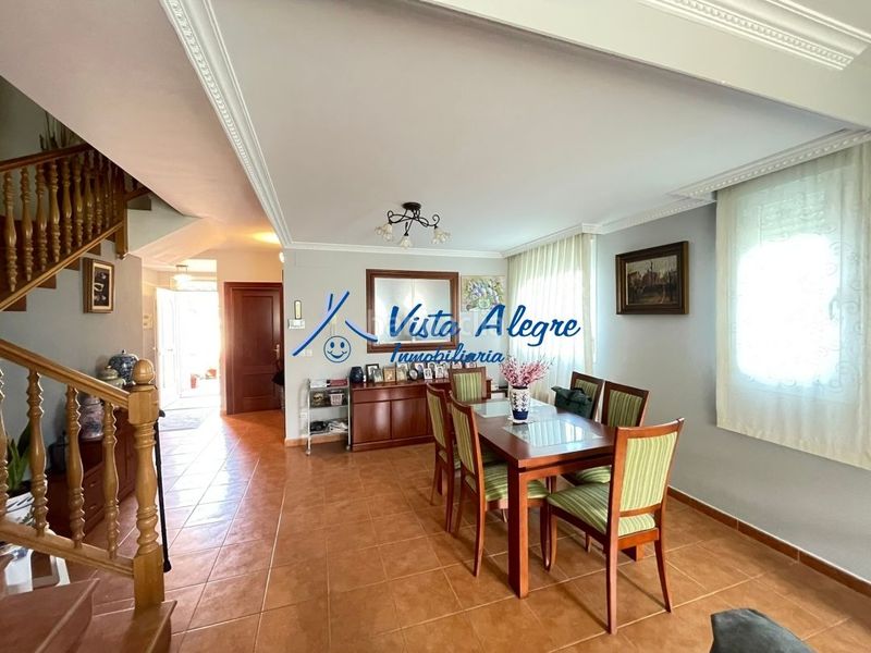 Foto c37481b8-8c07-423a-8e34-8b64a2e00ebf. Semi detached house with heating parking pool in Anguciana