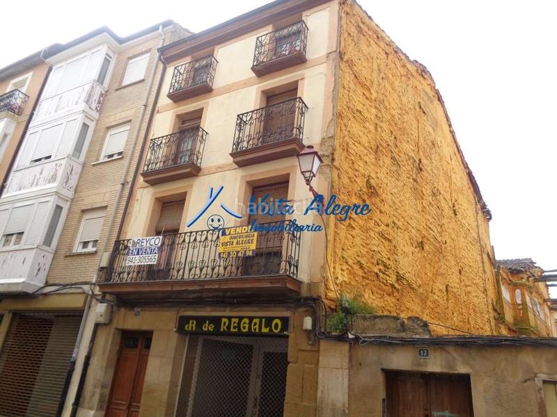 Foto f39c6089-f1f2-4de9-b053-7567b08620a7. Edificio ficha 5393 casa en para reformar. centro ciudad en Haro
