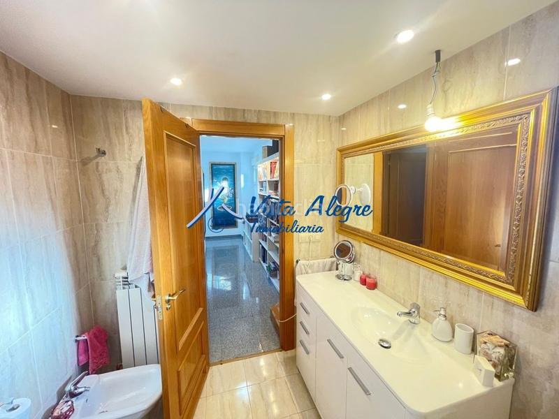 Foto 2174152f-a038-439b-b3ea-d5aec3d9dd87. Maison jumelée avec chauffage parking dans Haro