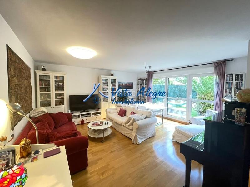 Foto 72a70865-3260-4297-bf74-7c9b4af76976. Maison jumelée avec chauffage parking dans Haro