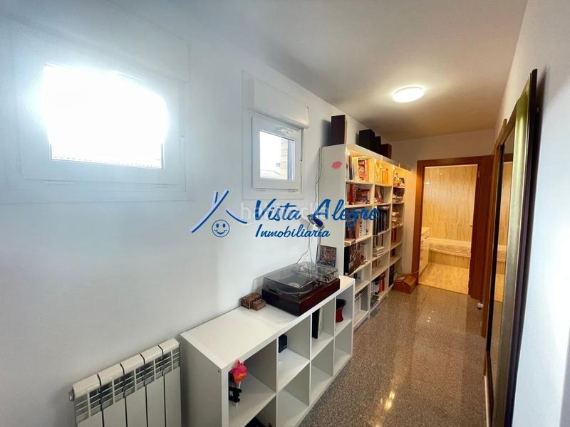 Foto b0894c53-a0b8-453a-a6ea-c6b0f86ecfb2. Maison jumelée avec chauffage parking dans Haro