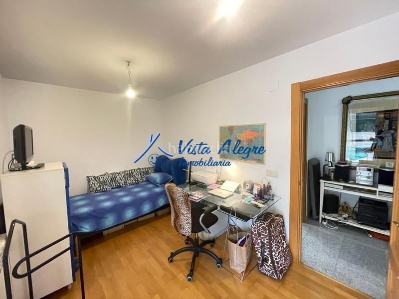 Foto ff4a46e4-861f-4bd9-8ed7-4e5a4af1352d. Maison jumelée avec chauffage parking dans Haro