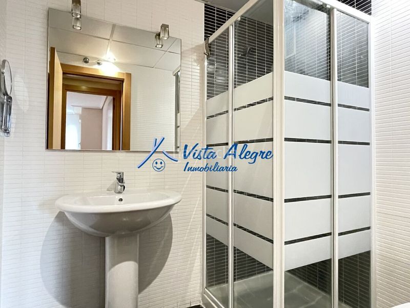 Foto 1683d878-33ef-4b66-b0ad-3933fe256dc0. Apartament amb calefacció aparcament piscina a El Arco Logroño