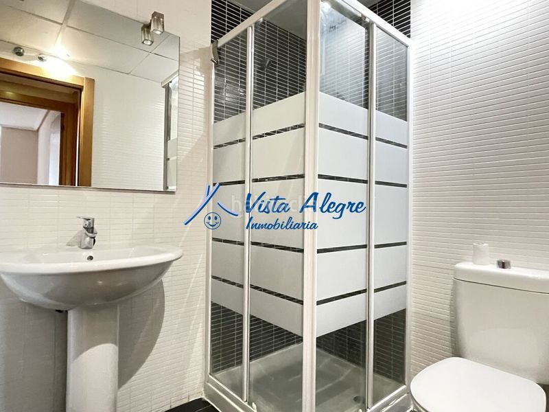 Foto 55bdcfe9-a1f4-416e-b738-ab2db452172e. Apartament amb calefacció aparcament piscina a El Arco Logroño