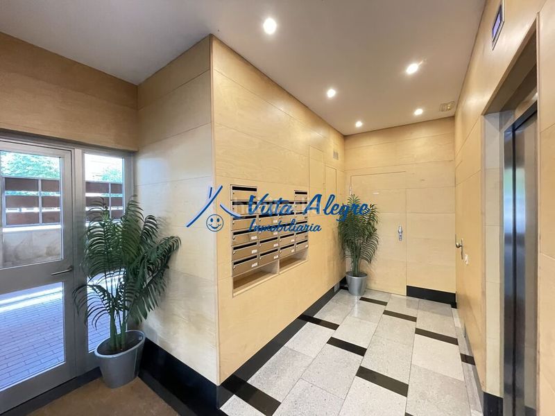 Foto e242c6c8-6426-4a21-9392-82c1027a8a01. Apartament amb calefacció aparcament piscina a El Arco Logroño