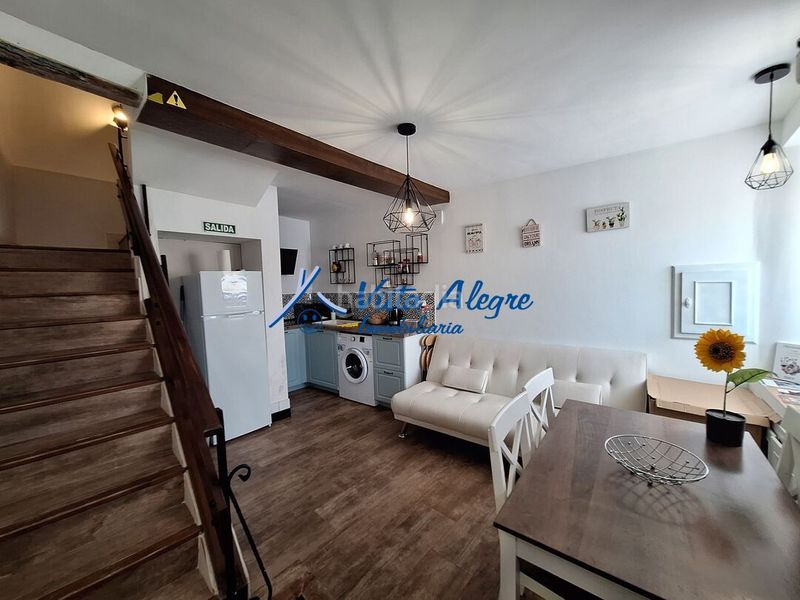Foto 084299f8-7ca1-4ac5-9e40-77037f3048d0. Casa amb calefacció a Haro