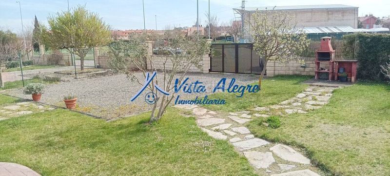 Foto 1e13720f-8446-46d4-a194-d1ca9d19e7ca. Xalet amb calefacció a Rodezno