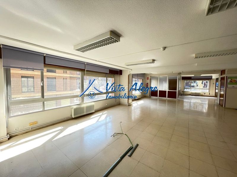 Foto 51f75b6d-dd69-41bd-ba7f-7987a626c68c. Local comercial a Haro