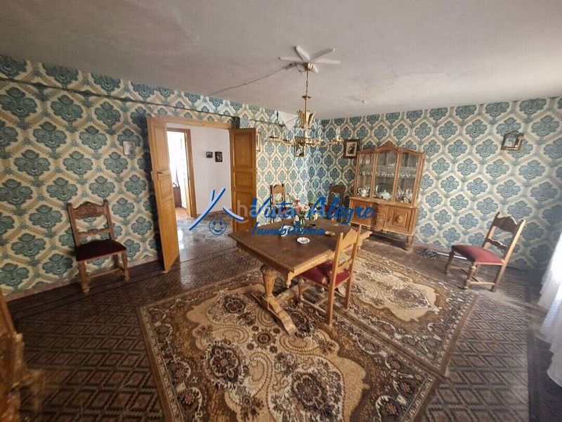 Foto 3390e856-d0ff-4063-b6ac-a8bb05a44b49. Casa amb aparcament a Zarratón