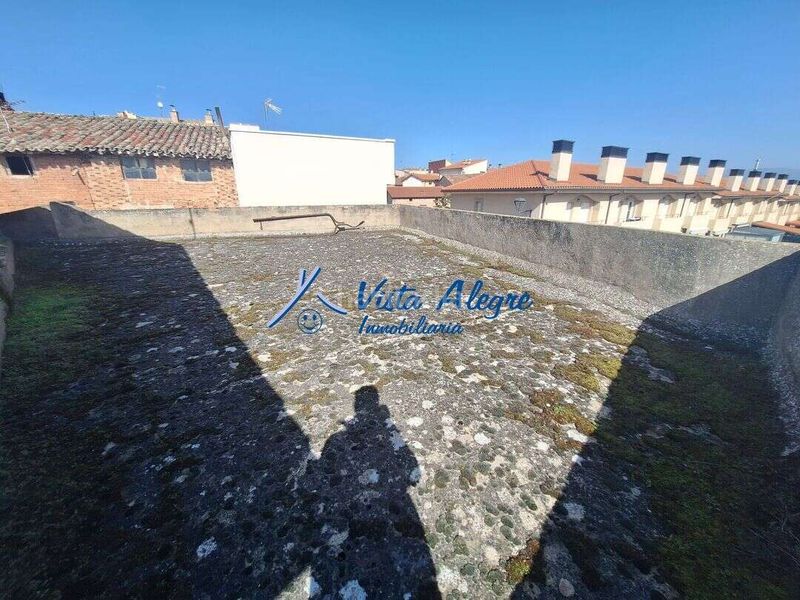 Foto 3b564bc1-71a2-48bc-aa77-f80634887207. Casa amb aparcament a Zarratón