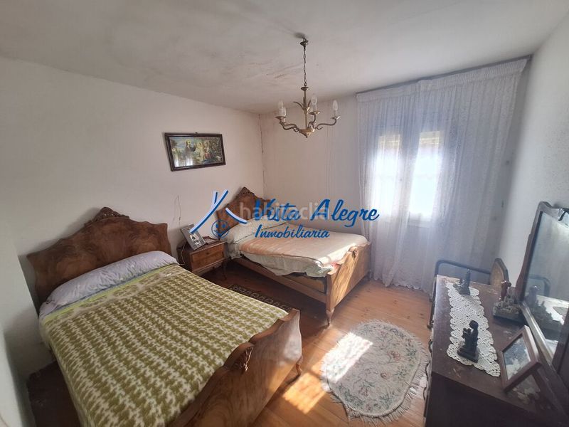 Foto 7e575e0b-f85c-4a89-a503-49299d91e114. Casa amb aparcament a Zarratón