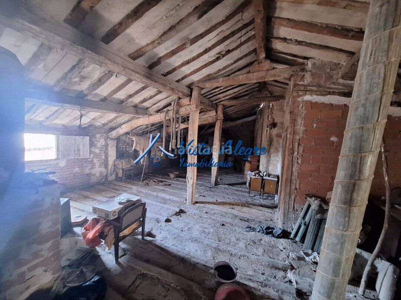 Foto 81375429-99be-4226-b550-8e925d6bc675. Casa amb aparcament a Zarratón