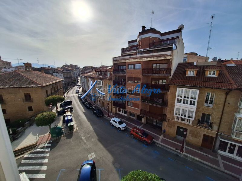 Foto 03e67e78-5a74-4d6e-8b81-aa68255442d5. Pis amb calefacció aparcament a Haro