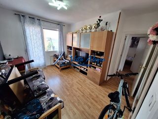 Appartement  Calle ventilla. 32646237 piso de 3 habitaciones para entrar a vivir con terraza