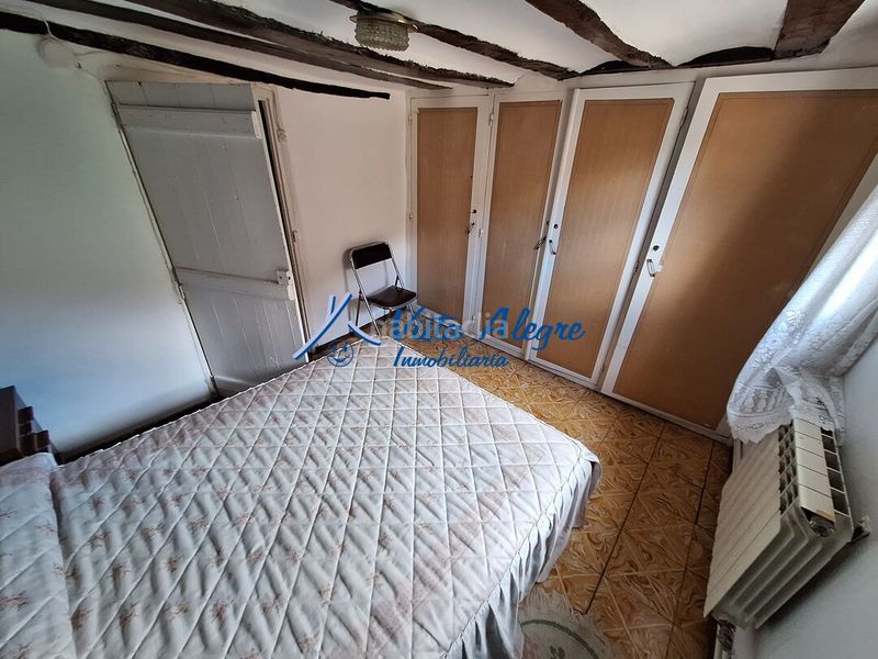 Foto a16ac99b-f880-4640-bfbf-c5341966c3a5. Casa amb calefacció a Ollauri