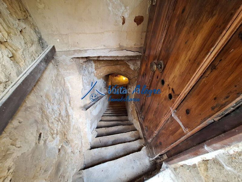 Foto df32d44b-fae0-433d-8df7-e46147c55e7f. Casa amb calefacció a Ollauri