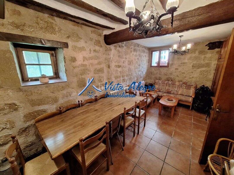 Foto e0d7fc2c-90a3-45be-b1d1-90b2220b9de0. Casa amb calefacció a Ollauri