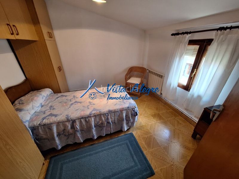 Foto e389e12a-293c-4e88-b3dd-c2e2a6b20a11. Casa amb calefacció a Ollauri