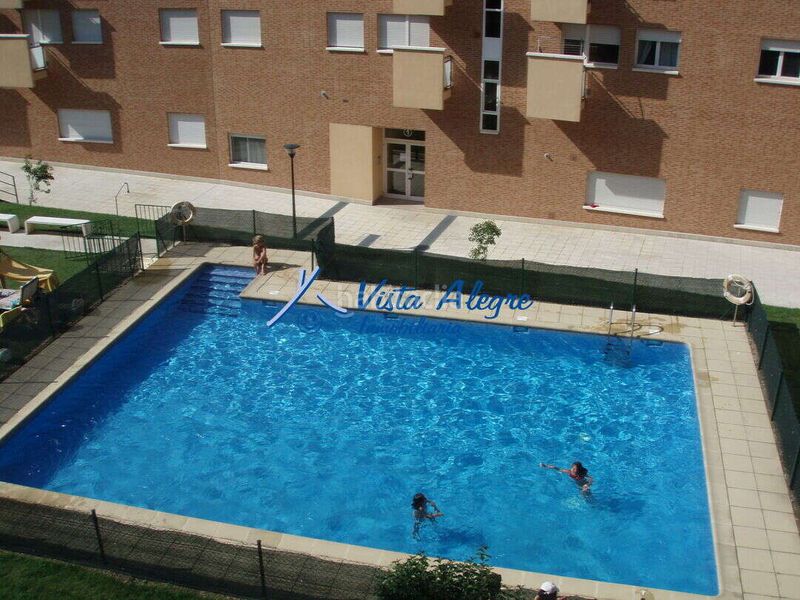 Foto b31e0adb-7dd4-436d-a2a0-4e9eec7f0e2f. Pis amb calefacció aparcament a Haro