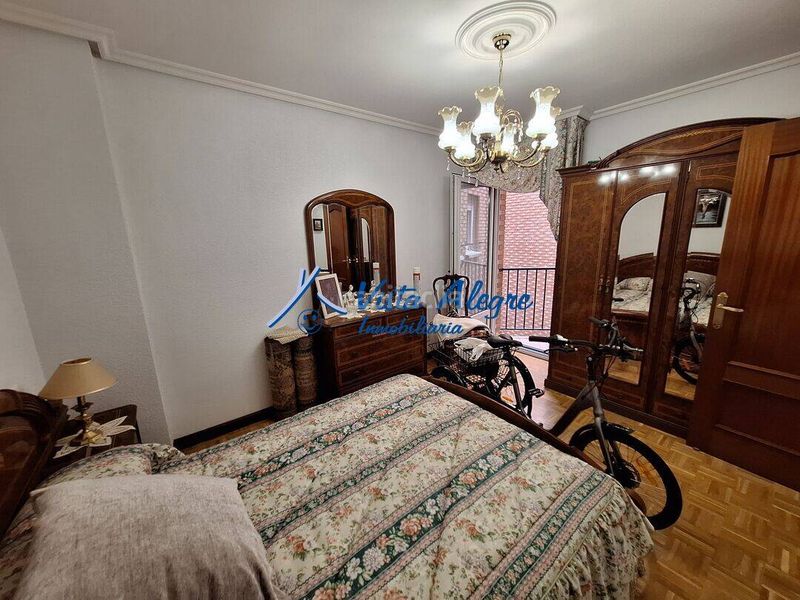 Foto 4ad8c1e7-ee6e-4a55-941a-0fe381cececa. Pis amb calefacció aparcament a Haro
