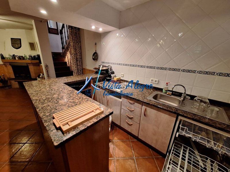 Foto 373bab7a-219a-46a7-ad0b-a1990951562b. Casa amb calefacció aparcament a Labastida