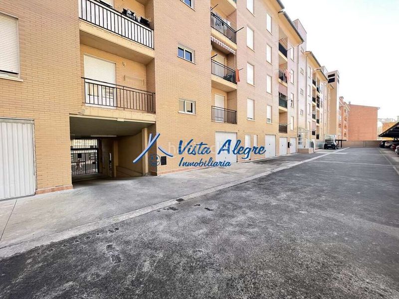 Foto babfcea9-5f26-48ff-a1da-e65c41f34f7c. Pis amb calefacció aparcament a Haro
