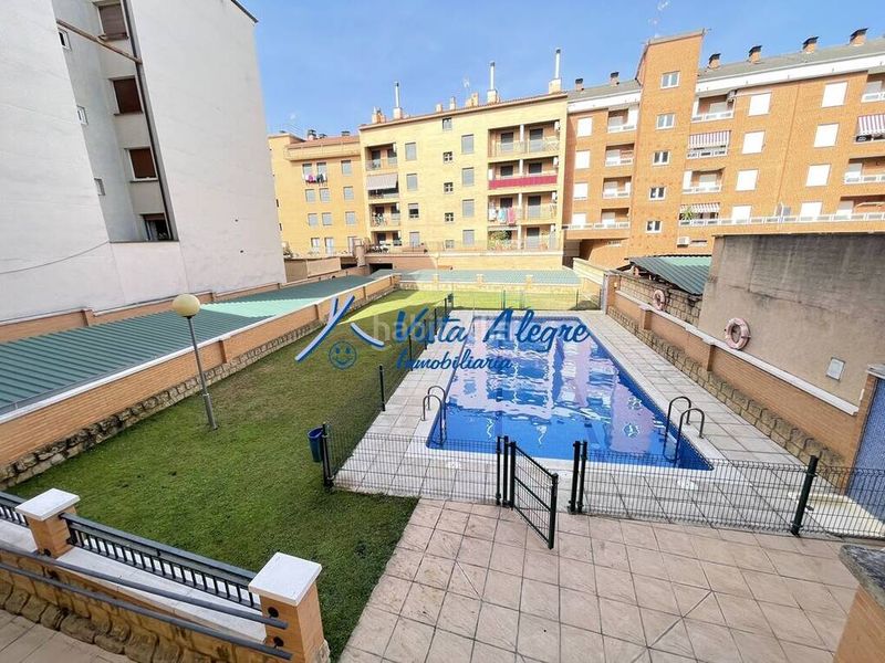 Foto 058b4d1c-ac3e-47ea-b180-5351ac3f97df. Pis amb calefacció aparcament piscina a Haro