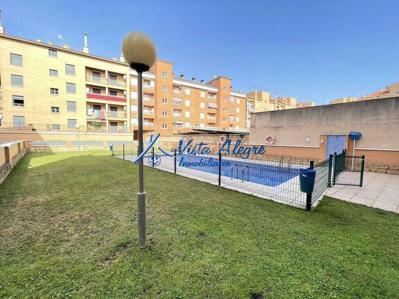 Foto 30d854d5-7128-4060-8b8a-e8cedda0801f. Pis amb calefacció aparcament piscina a Haro