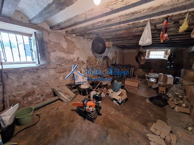 Foto 3730637b-cee1-4c7d-95a7-473186c14502. Casa amb calefacció aparcament a Gimileo