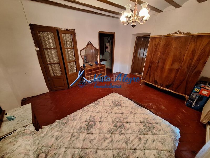 Foto 760a219a-13e3-4bd1-a123-328e4f4fa9f7. Casa amb calefacció aparcament a Gimileo