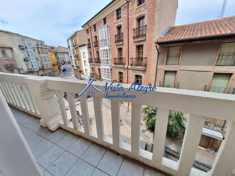 Foto 34ccad81-20e7-4bb2-a9f0-a61c7184e790. Apartament amb calefacció a Haro