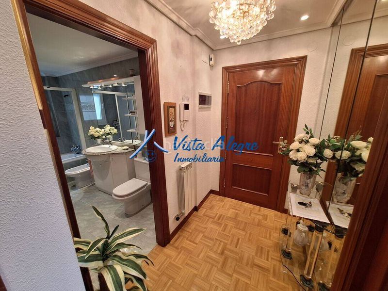 Foto 6290a8a3-d2aa-43f0-bebe-a89c23d018ed. Apartament amb calefacció aparcament a Haro