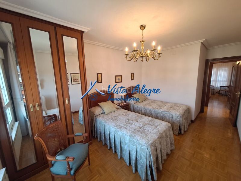Foto a4df6b43-32bf-45f7-b60b-513f0e5cde56. Apartament amb calefacció aparcament a Haro