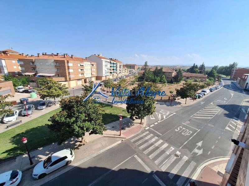 Foto c07024fe-ce70-4404-99af-592c13de07da. Apartament amb calefacció aparcament a Haro