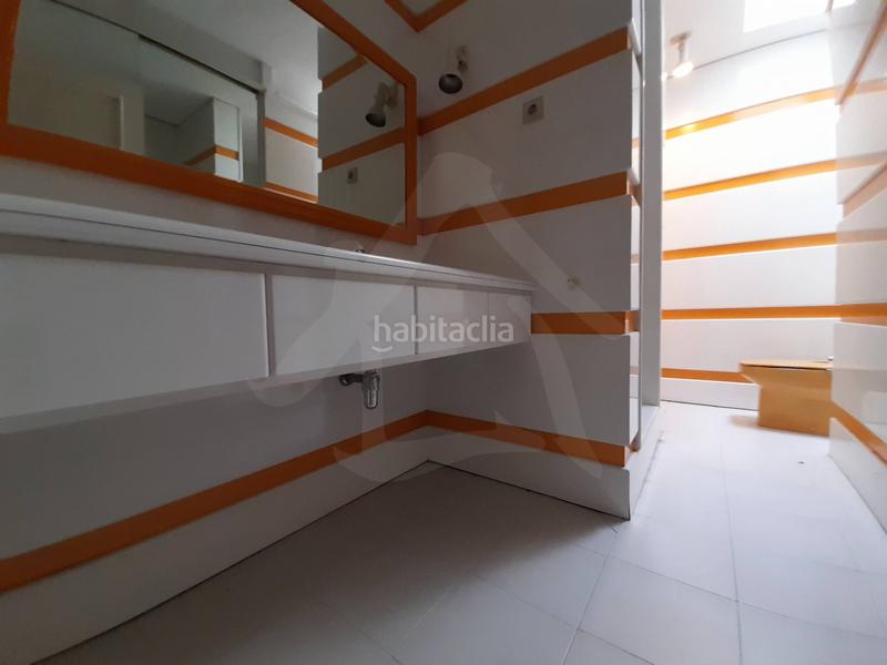 Foto 05c15e2c-8867-4d2b-94f5-eb460c4d5911. Casa diseñada para vivir en ella! en Avenida Madrid Logroño