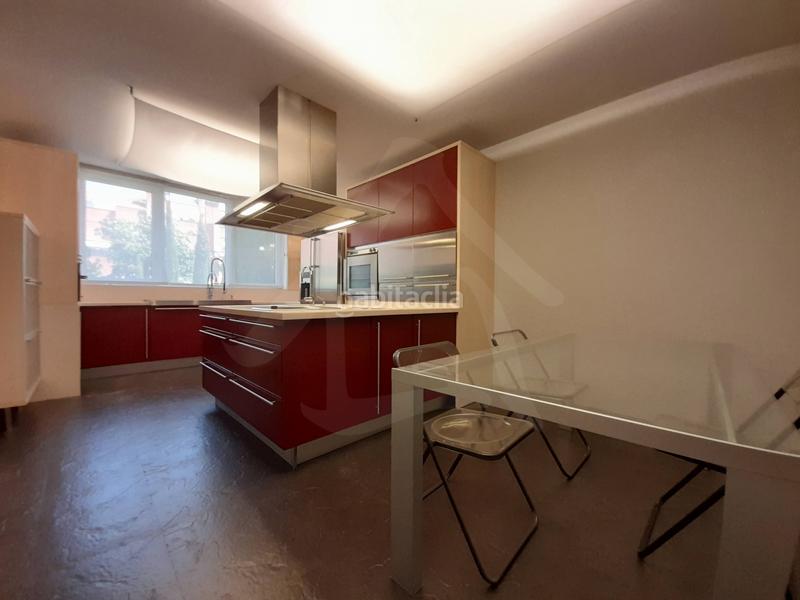Foto 2d2739f7-f395-4905-8555-deb7ca21065b. Casa diseñada para vivir en ella! en Avenida Madrid Logroño
