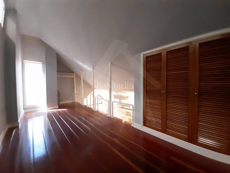 Foto 3b738360-81da-4c81-b8f1-d0318c6cdd7c. Casa diseñada para vivir en ella! en Avenida Madrid Logroño