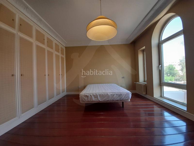 Foto 5003cd43-6731-4f9f-9379-766820715897. Casa diseñada para vivir en ella! en Avenida Madrid Logroño